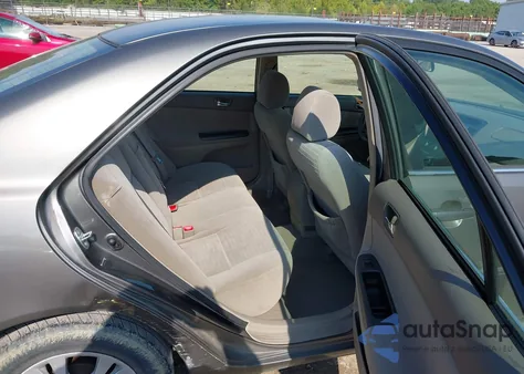 2005 Toyota Camry Le from USA, damaged, VIN 4T1BE32K35U953095